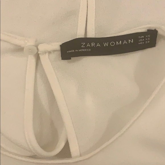 White cutout tank top - Picture 3 of 4